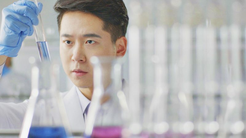 在采购高分子材料时，需要关注以下性能指标：